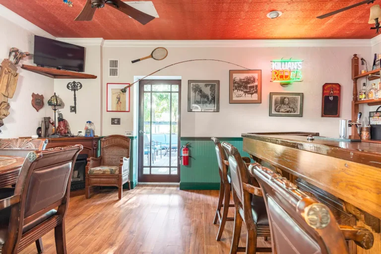 Danville Bar