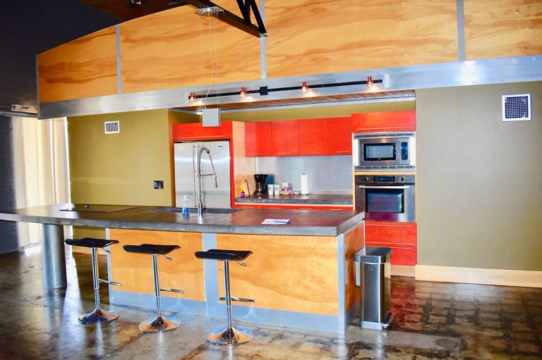 Hangar Lofts Kitchen