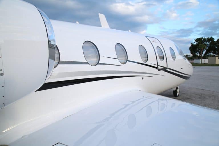 2001 Beechjet 400A RK-320 Right Exterior Profile Close