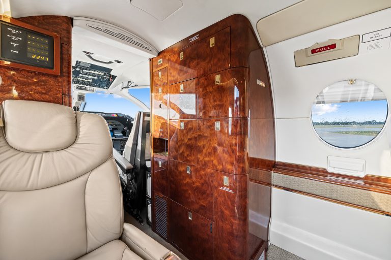 Beechjet 400a RK-186 Galley