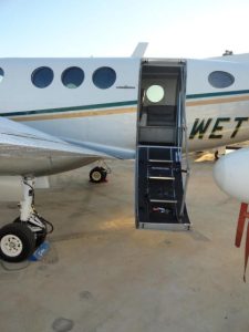 Beechcraft King Air F-90 Exterior Steps