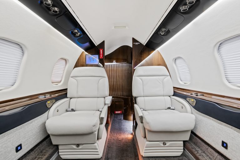 1998 Learjet 60-131 For Sale Cabin Aft