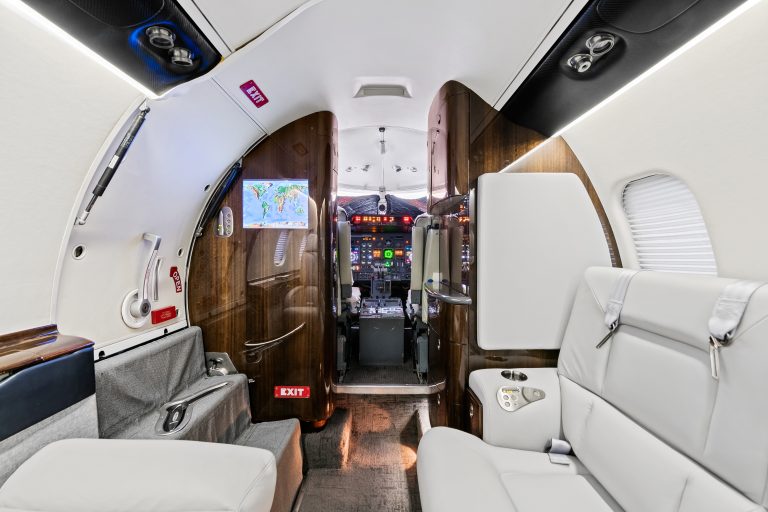 1998 Learjet 60-131 For Sale Interior Fwd
