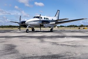 LJ-989 King Air C90 For Sale