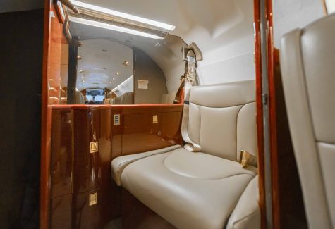 2000 Beechjet 400a RK-269 For Sale - Lav Seat