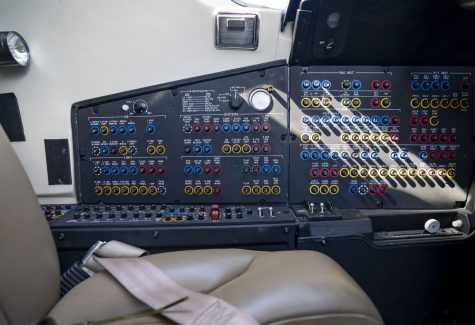 2000 Beechjet 400a RK-269 Cockpit