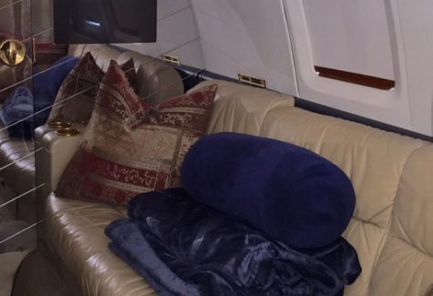 Hawker 700a 257193 N350PL Couch
