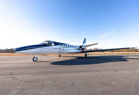 560-0208 Citation V 560 For Sale Front Left Profile
