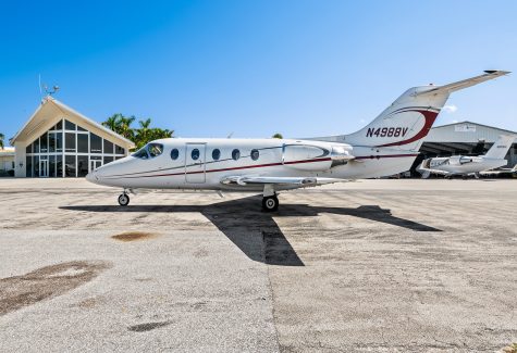 Hawker 400xp 2008 For Sale RK-572 Profile Left Closeup
