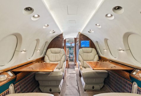 1999 Hawker 800xp 258412 Cabin Forward Tables