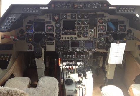 Hawker 800a 258082 Cockpit