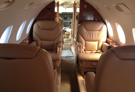 Hawker 800a 258082 Cabin Forward