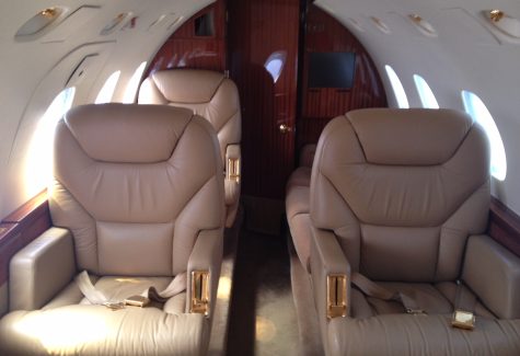 Hawker 800a 258082 Cabin