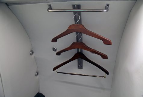 Citation V 560-0208 Cabin Storage