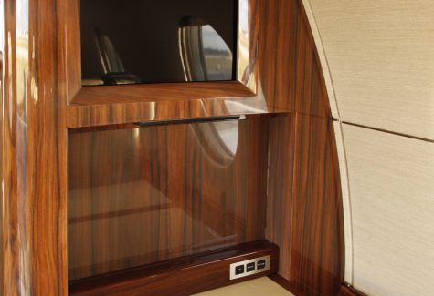 Beechjet 400a RK-172 Refreshment Area Table