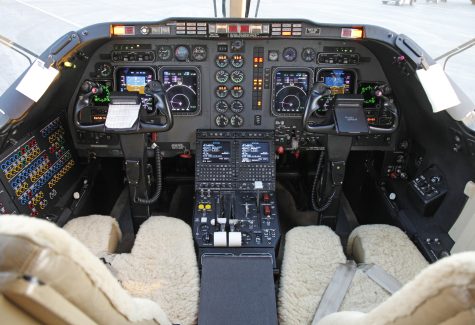 Beechjet 400a RK-172 Cockpit