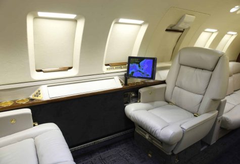 Hawker 800xp sn:258364 No Table