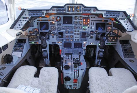 Hawker 800xp 258272 Cockpit & Avionics
