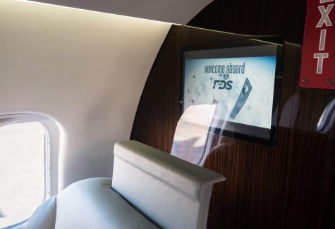 Learjet 60 60-295 Display Screen