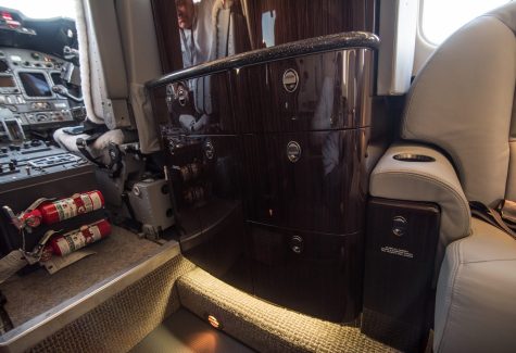 Learjet 60 60-295 Galley