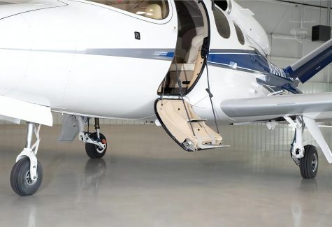 Cirrus Vision Jet G2 Entry Close