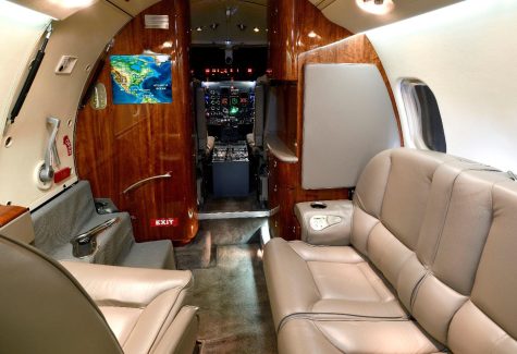 Learjet 60-259 Cabin Seating Forward