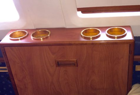 Hawker 700a 257193 N350PL Cup Holders